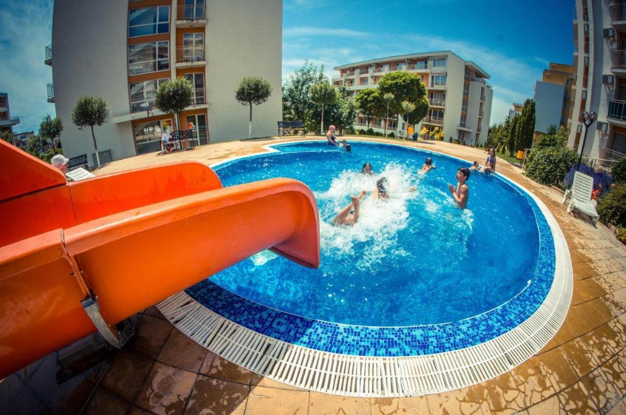 Beautiful Apartment Right By The Sea, Sveti Vlas Buitenkant foto